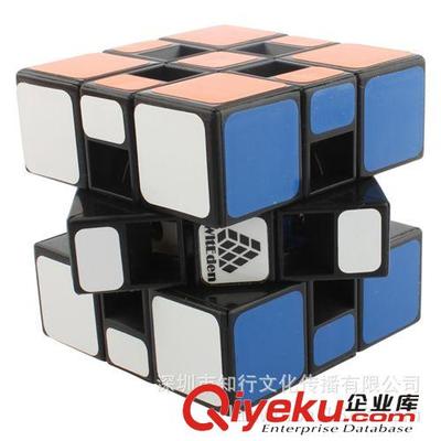 黑色智乐虫洞一代魔方 益智玩具批发首选，深圳市知行文化传播助力DIY科技模型新风潮